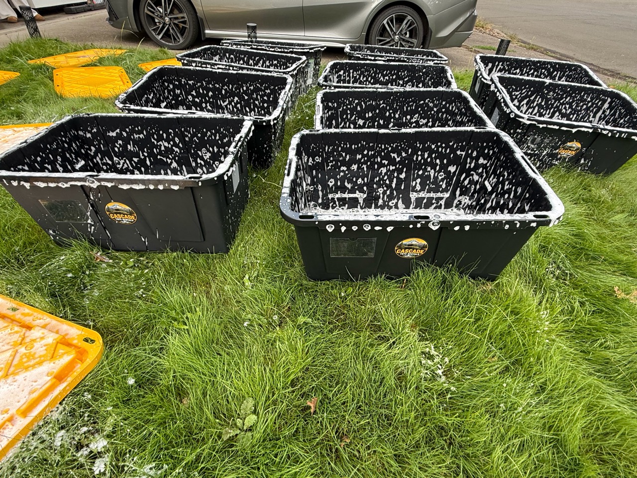 Cascade rental totes being thoroughly washed between customers